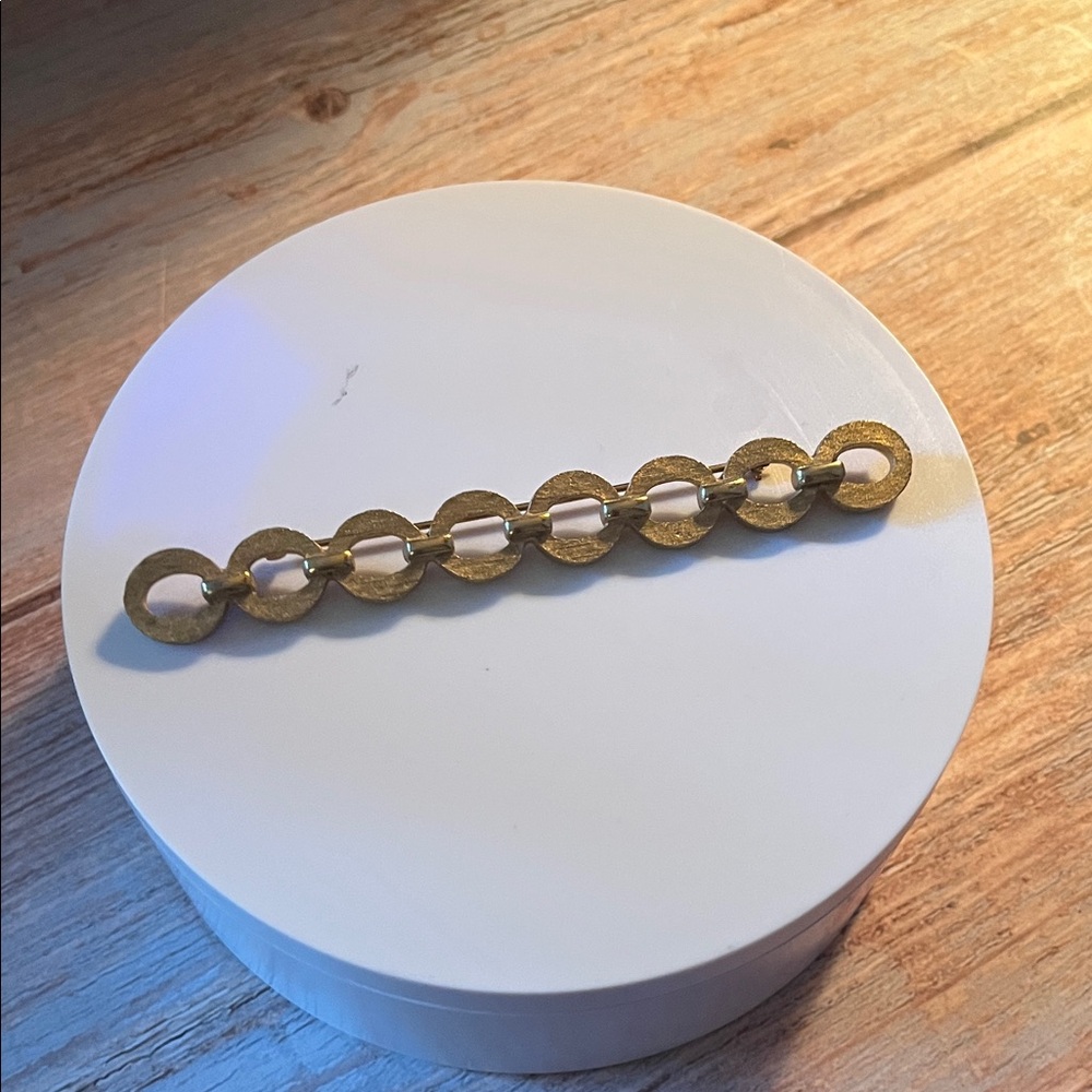 Vintage 1960’s Sarah Coventry "Chanel-Bar" Brooch Gold Circle Link Pin - Bar Pin